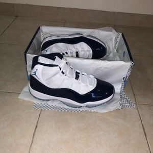 Men’s Air Jordan 11 Retro WIN LIKE 82